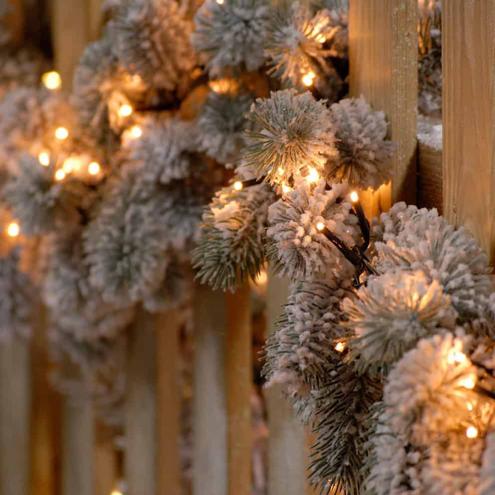 festive-18.9m-indoor-and-outdoor-christmas-fairy-lights-760-warm-white-leds-5020244088201