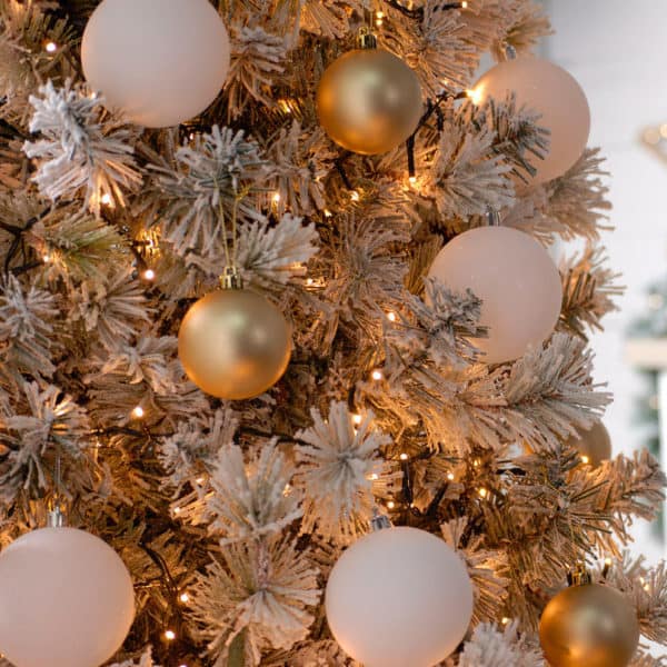 festive-18.9m-indoor-and-outdoor-christmas-fairy-lights-760-warm-white-leds-5020244088201