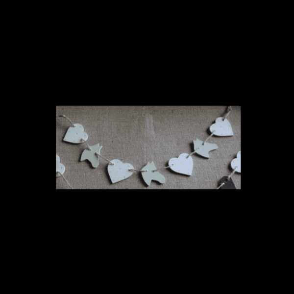 Wooden Heart and Horse Christmas Bunting Wooden Heart and Horse Christmas Bunting
