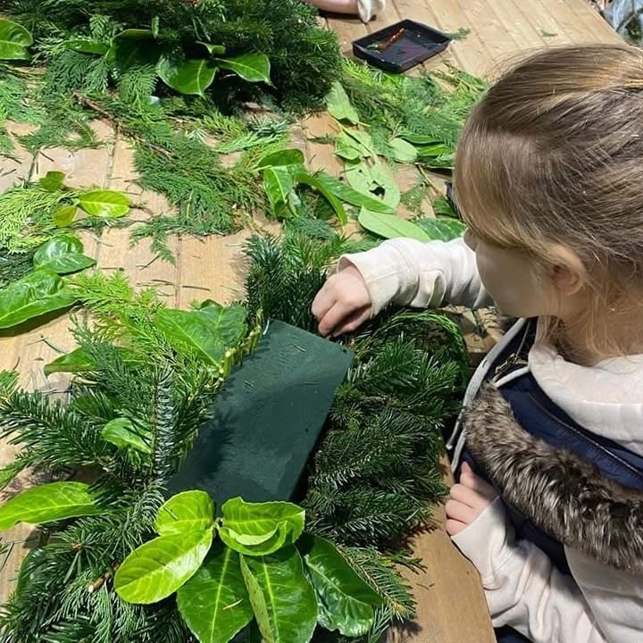Floristry Workshop Table Decoration Floristry Workshop Table Decoration